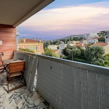 Le Martinez - Proche Croisette - Au Calme - Centre Cannes